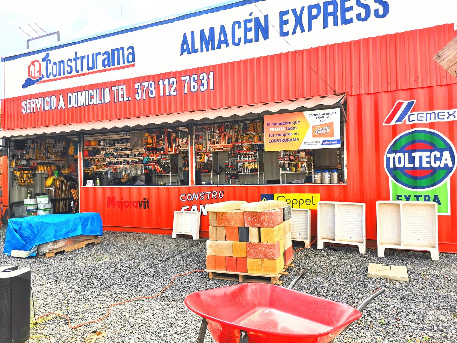 Fachada Almacén Express