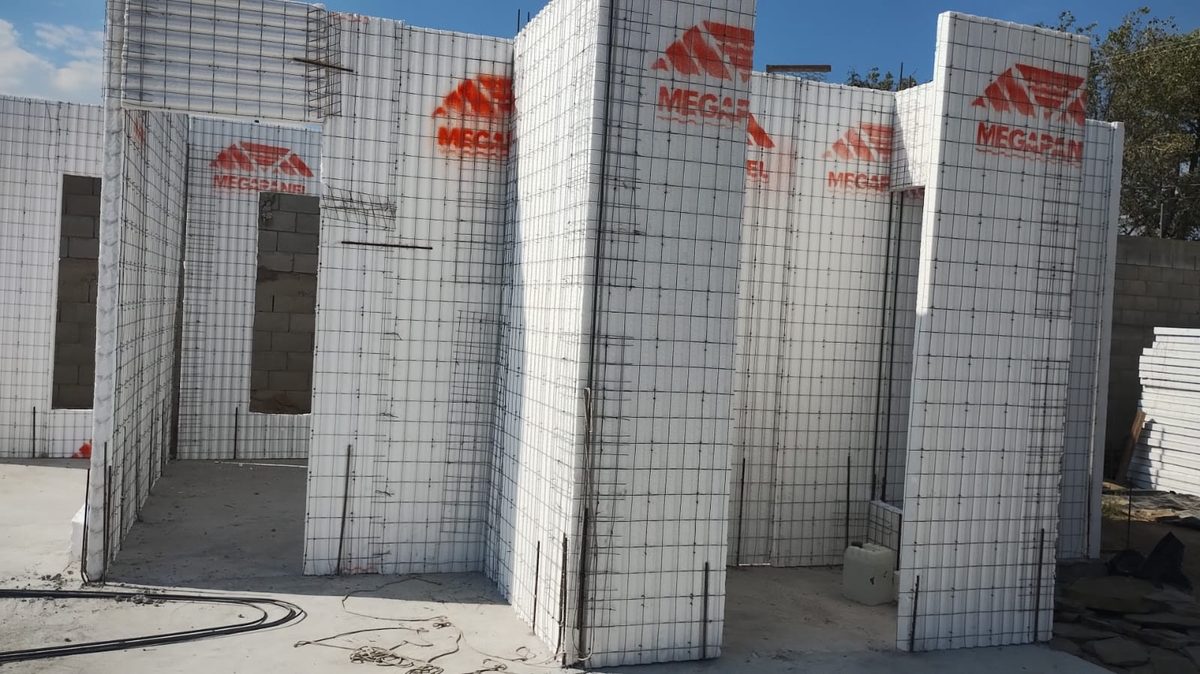 Panel MEGAPANEL para muros y losas
